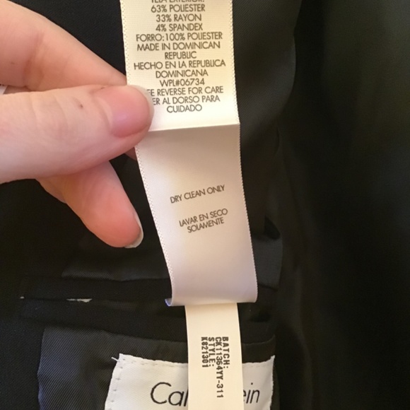 DONATING SOON Calvin Klein Suit Jacket Size 4 - Picture 2 of 2